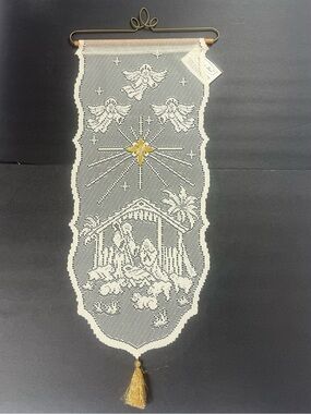 Heritage Lace Wall Hanging Nativity With Gold Star Ecru Gold Hanger